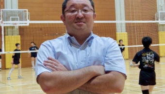 文京学院大学女子高等学校女子バレーボール部 吉田岳史顧問